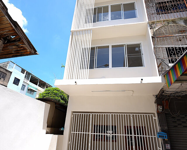 ขาย ตึกแถว-อาคารพาณิชย์ เขตคลองสาน ขายตึกแถวรีโนเวทใหม่ อาคารพาณิชย์ตกแต่งใหม่ เจริญรัถ8แขวงคลองต้นไทร สไตล์มินิมอล