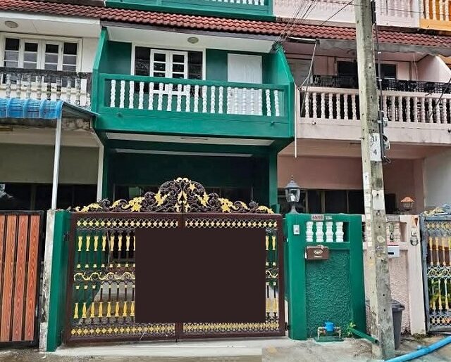 BTS วุฒากาศ เซ็นทรัล พระราม 2 2.1 กม.3-4นอน ทาวน์โฮม 3 ชั้น ใหม่