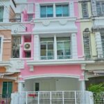 รถไฟฟ้าสายสีเหลือง ศรีด่าน 22-26 ทาวน์โฮม 3 ชั้น MRTศรีลาซาล 150ม