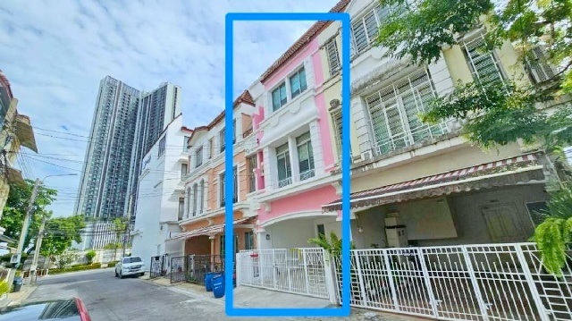 ศรีด่าน 22-26 ทาวน์โฮม 3 ชั้น รถไฟฟ้าสายสีเหลือง MRTศรีลาซาล 150