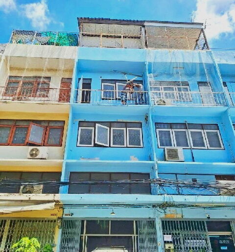 ประชาชื่น23-31 MRT บางซ่อน 900 ม. เช่าอาคารพาณิชย์ 3.5 ชั้น-ดาดฟ้