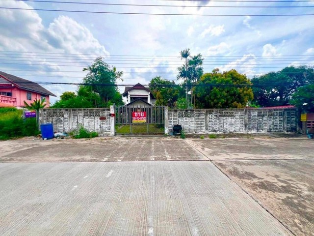 ขายบ้าน พร้อม ที่ดิน 162ตรว. ซอยรามคำแหง182