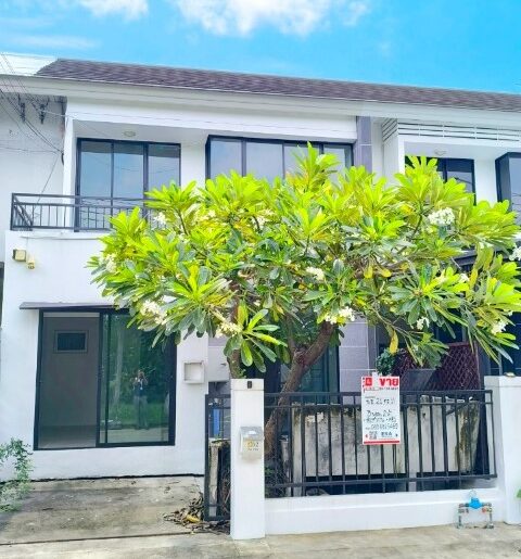 เดอะวิลล่า รามคำแหง-สุวรรณภูมิ The Villa ทาวน์เฮ้าส์ ถนนรามคำแหง