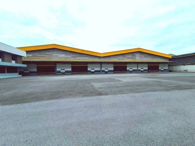 ให้เช่าโรงงานโกดังสมุทรปราการ 6-2-17 ไร่ พื้นที่รวม 10,500 ตร