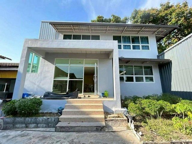 โกดังให้เช่าพุทธมณฑลสาย 4 ติดถนนใหญ่ ศาลายา – บางเลน นครปฐม