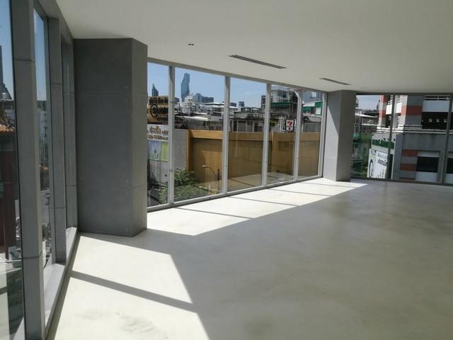 ให้เช่าอาคารพาณิชย์4.5 ชั้น เยาราช ประตูไชน่าทาวน์