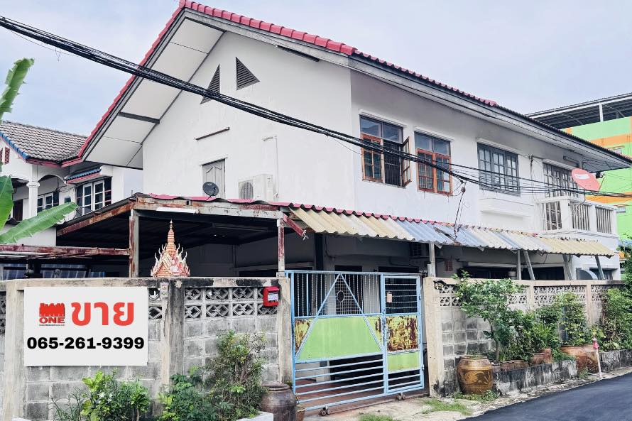 ใครกำลังหาบ้านใกล้รถไฟฟ้าห้ามพลาด บ้านเดี่ยว หลังมุม