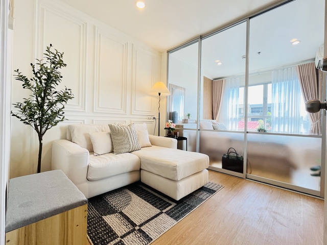 ขายคอนโด ลุมพินี วิลล์ ประชาชื่น พงษ์เพชร2 27 ตรม.