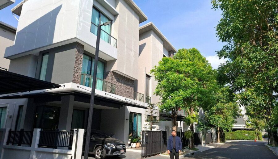 ขายบ้านหรู รีโนเวทใหม่ทั้งหลัง | บ้านกลางเมือง Classe เอกมัย-รามอ