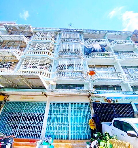 ท่าพระ 2.4 กม. เดอะ มอลล์ ให้เช่าอาคารพาณิชย์ 4ชั้น MRTท่าพระ 600
