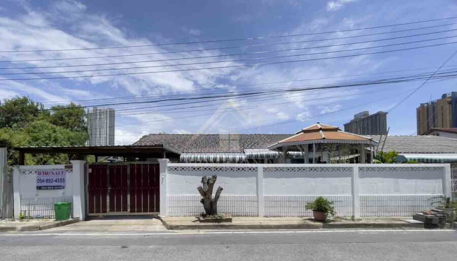 บ้านเดี่ยว ชั้นเดียว หมู่บ้าน กฤษดานคร 10 ถนน รัตนาธิเบศร์