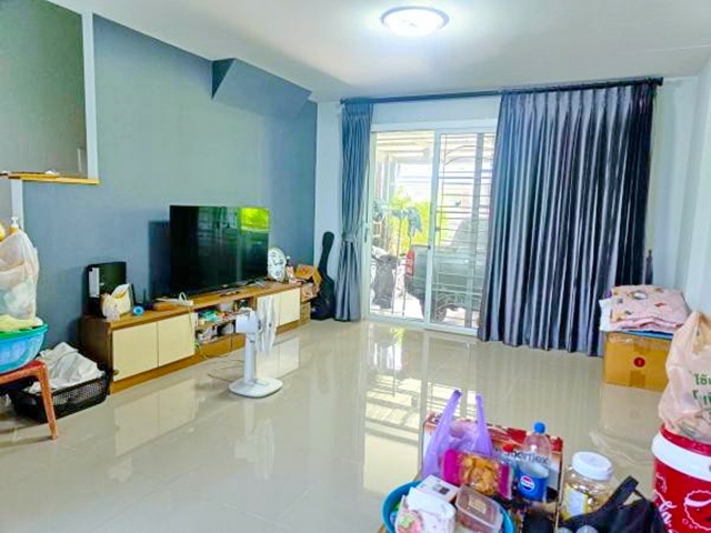 ตลาดลาดสวาย 1.1 กม.ทาวน์โฮม 2 ชั้น 3 นอน สุขาภิบาล5 สายไหม