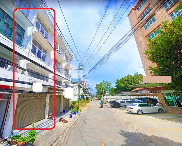 ให้เช่าอ.พาณิชย์ 3ชั้น ค้าขายได้ ปากซอย เพชรเกษม 108-114 300ห้อง