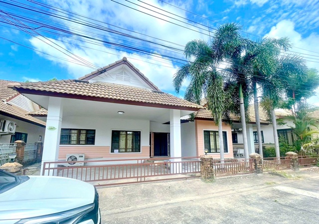 คฤหาสน์ พร้อมเฟอร์ 3นอน แยกทับมา โลตัส ระยอง ให้เช่า 84ตร.วา.284ต