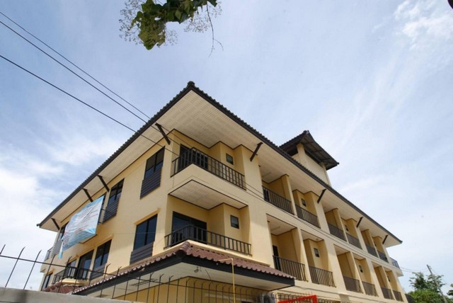 ขายอพาร์ทเม้น 3 ชั้น เนื้อที่ 200 ตาราวา ชลบุรี