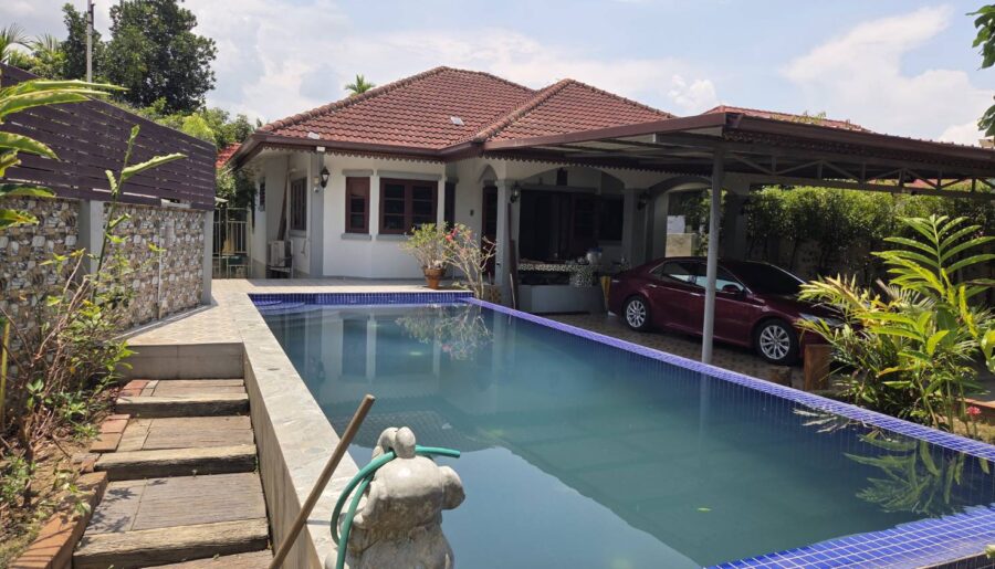 ขายบ้านพร้อมสระว่ายน้ำ สวยหรู อยู่สบาย ในสันทราย เชียงใหม่