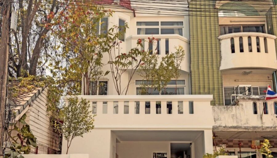 ขายทาวน์เฮ้าส์ 3 ชั้น สุดปัง ใจกลางเมืองเชียงใหม่
