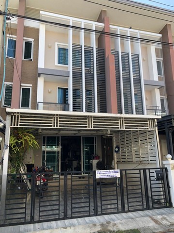 ทาวน์ อเวนิว ซิกซ์ตี้ วิภาวดี 60