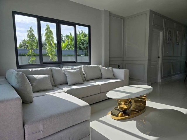 ให้เช่าบ้านเดี่ยว 100ตร.ว. หลังมุม 4ห้องนอน 5ห้องน้ำ CENTRO Vibh