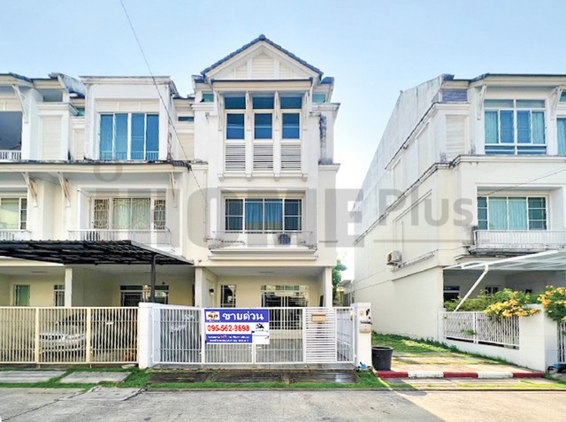 ทาวน์โฮม 3 ชั้น หมู่บ้าน เดอะ เทอเรส ติวานนท์ – งามวงศ์วาน หลังมุ