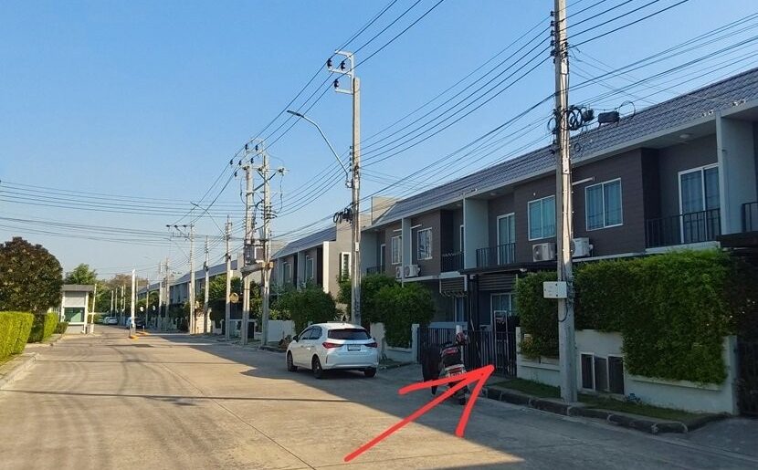 ขายทาวน์เฮ้าส์มือสองคลองสามวา กรุงเทพมหานคร