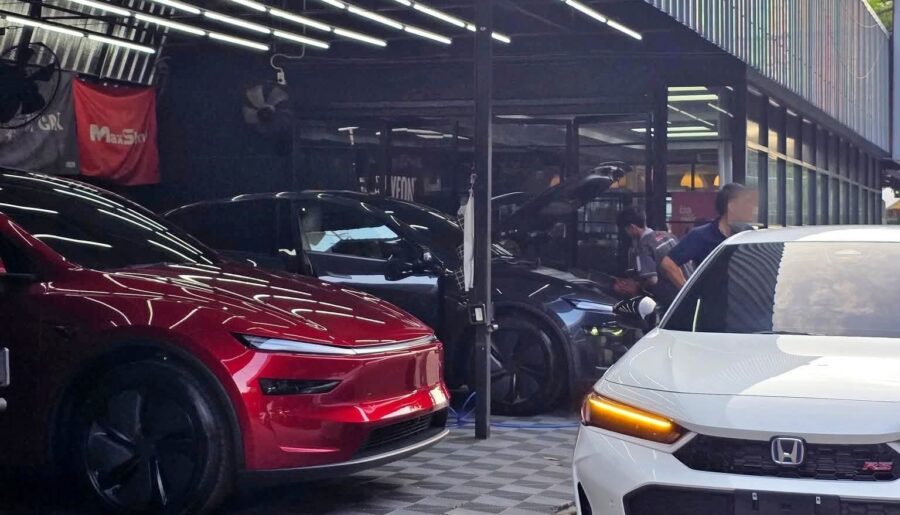 เซ้งศูนย์ดูแลรถยนต์ ใจกลางกรุง บนถนนเสรีไทย ใกล้ศูนย์ Tesla