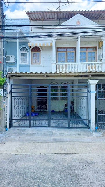 BTS บางจาก 2.2 กม. ทาวน์เฮ้าส์ 2 ชั้น รร.นานาชาติเวลส์ 3.3กม.