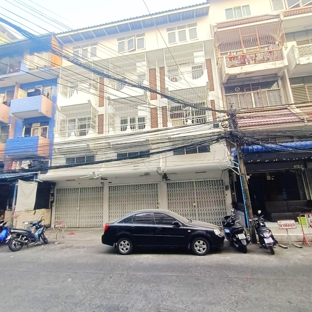 MRT พระราม Central Rama9 90ม. อาคาร 3คูหา 69ตร.ว. 4ชั้น 1056ตรม