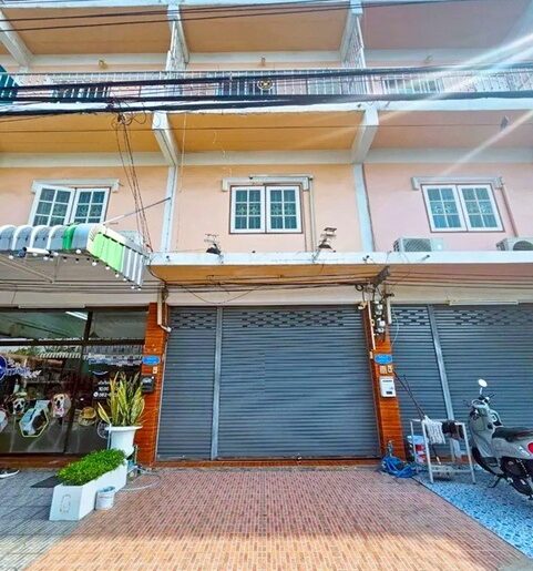 ให้เช่าอาคาร3 ชั้น พหลโยธิน56-58-60 BTSแยก คปอ. 1.5 กม.