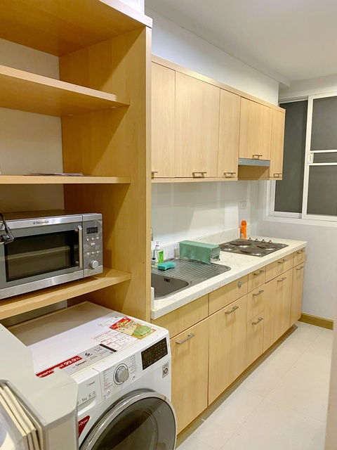 BTS พร้อมพงษ์ 500 ม.ให้เช่าคอนโด The Rise Sukhumvit 39 100 ตร.ม.