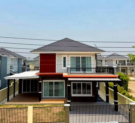 บ้านเดี่ยว 2 ชั้น หลังมุม ติดสวนสาธารณะ โครงการ รุ่งธนา7 สันทราย