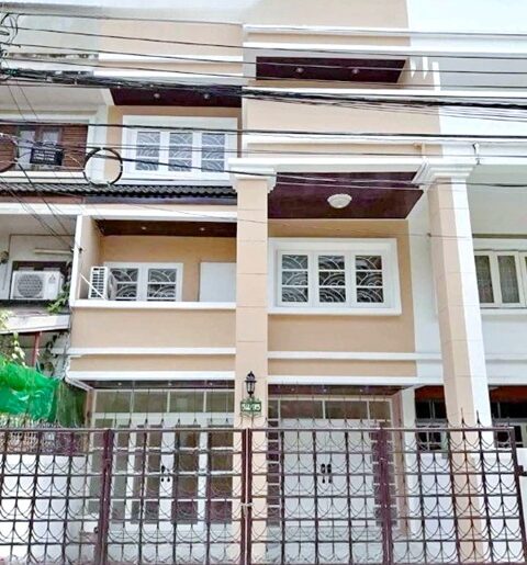 รามอินทรา MRT วัชรพล 1.3กม.เดอะวอล์ค เกษตร-นวมินทร์ 1.7 กม. 6นอน