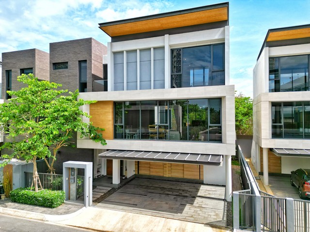 ขายบ้านเดี่ยว 3 ชั้น สไตล์ PoolVilla 81 ตรว.โครงการ BAAN 365 พระร
