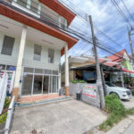 ขายตึกแถว ห้องริม 2.5 ชั้น อาคารพาณิชย์ขายถูกติดถนนบางรักษ์สมุย