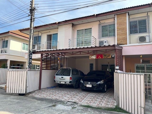 ขาย ทาวน์เฮาส์ 2 ชั้น หมู่บ้านซื่อตรง บางใหญ่ เฟส 2 Tel.09999838
