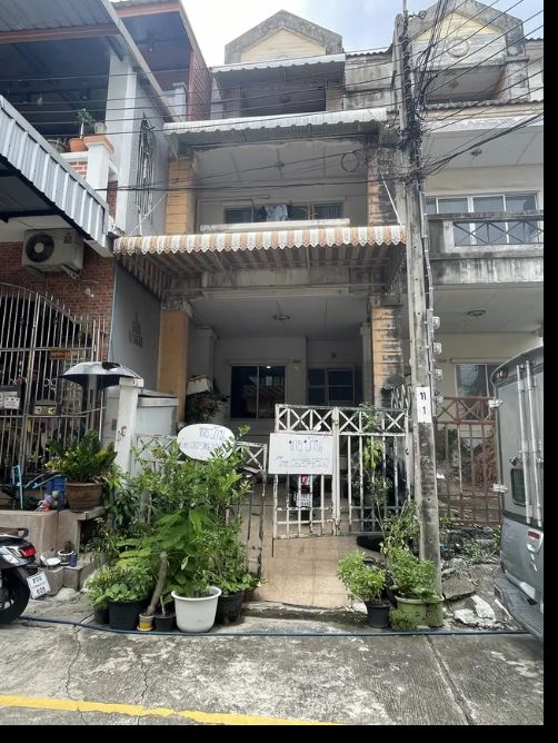 ขาย ทาวน์โฮม 3 ชั้น หมู่บ้านสินทรัพย์นครการ์เด้น บางแค กรุงเทพฯ