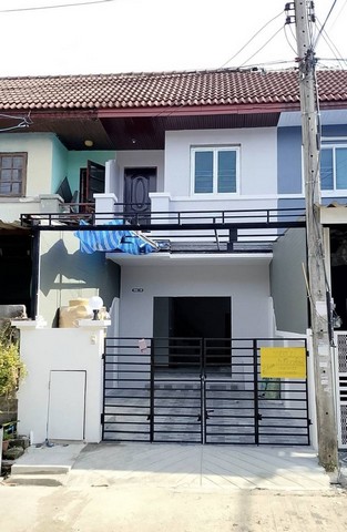 ขายหมู่บ้านฉัตรไพลิน สิ่งอำนวยความสะดวก จังหวัดปทุมธานี