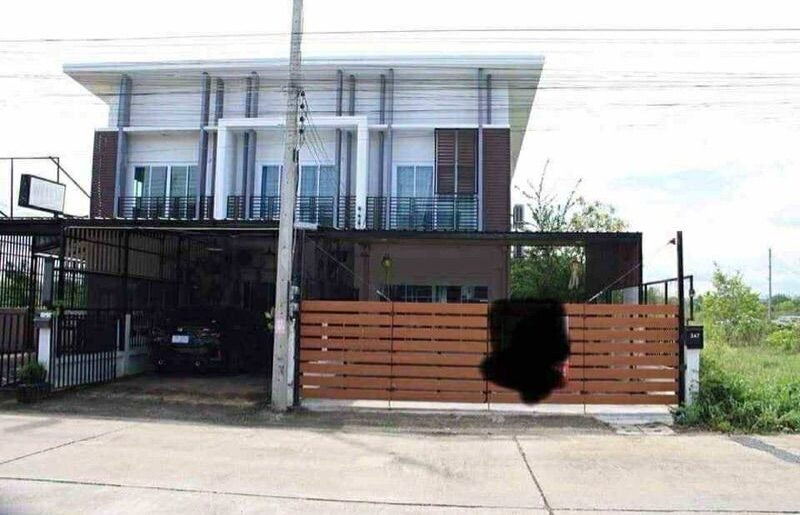 ขายทาวน์โฮม 2 ชั้น ทำเลทอง จังหวัดลำพูน