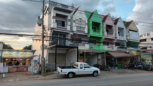 ขายทาวน์เฮาส์ 2 ชั้น ปากเป็ดขอนแก่น-ทำเลดีใกล้แหล่งชุมชน