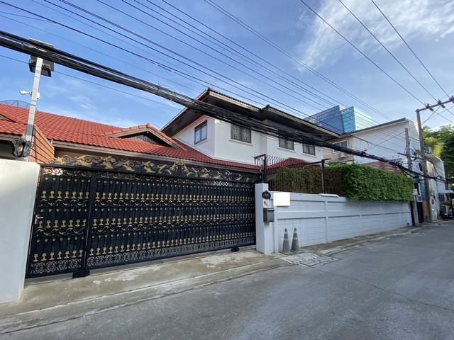 ให้เช่าบ้านเดี่ยว 2 ชั้น 91 ตรว. ซอยอารีย์สัมพันธ์ 6 เขตพญาไท