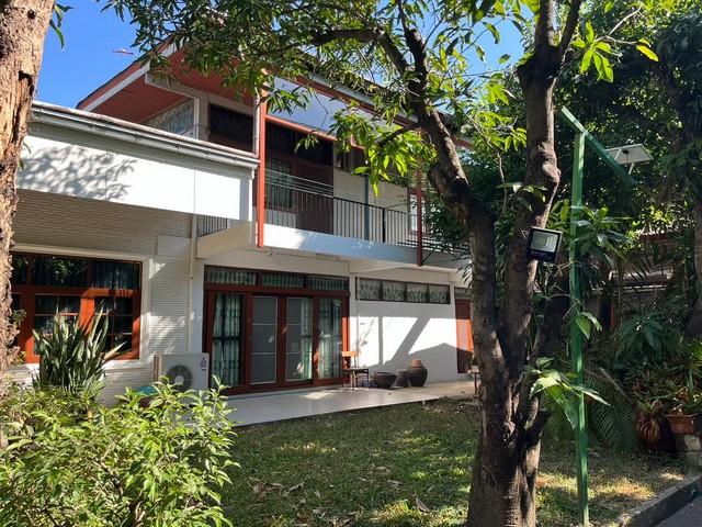 ให้เช่าบ้านเดี่ยว 2 ชั้น 245 ตรว. ซ.ปรีดีพนมยงค์ 45 เขตวัฒนา