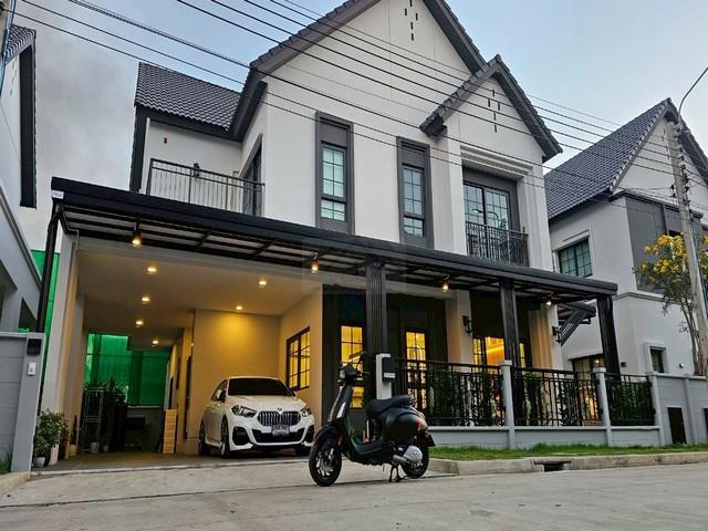 ขายบ้านเดี่ยว 2 ชั้น 56.50 ตรว. โครงการ Centro บางนา ตกแต่งบิ้วอิ