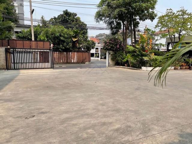ให้เช่าที่ดิน 70 ตรว. ซอยเอกมัย 12 (สุขุมวิท 63) เหมาะทำคลีนิค