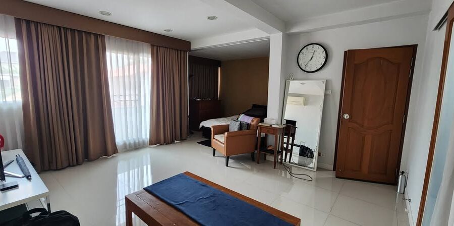 ขายอาคารพาณิชย์4ชั้นซ.อินทามระ44​ ใกล้สถานีรถไฟฟ้าใต้ดินห้วยขวาง