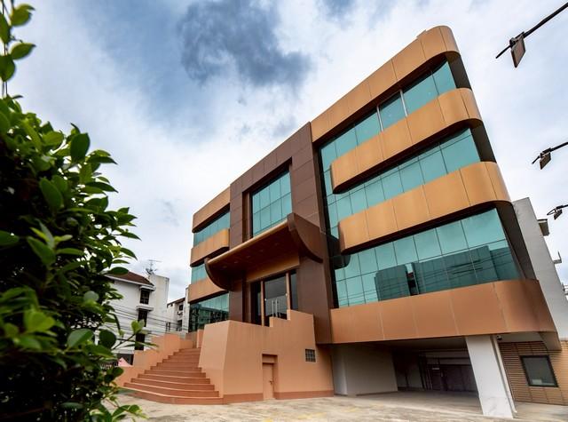 ให้เช่าอาคาร 5 ชั้น 1500 ตรม.ย่านทาวน์อินทาวน์ ถ.ประดิษฐ์มนูธรรม