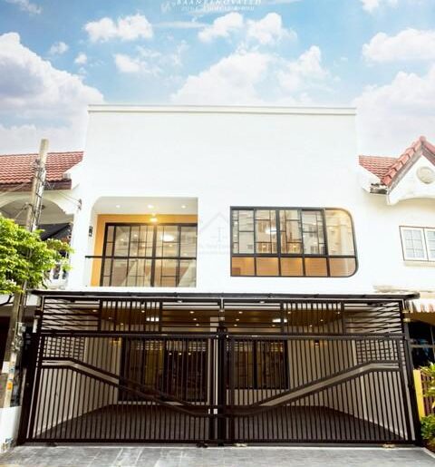 ขายทาวน์เฮ้าส์2ชั้น25ตร.ว.หมู่บ้านประชากรไทยลาดพร้าว93 ใกล้MRTมหา