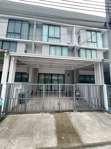 3 ชั้น 3 ห้องนอน 3 ห้องน้ำ 1 ห้องครัว พฤกษาวิลล์ บางนา – วงแหวน