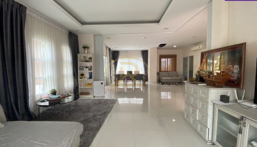 ให้เช่าบ้านเดี่ยว2ชั้น แกรนด์มณีรินทร์ สามมุข-บางแสน ใกล้หาดบางแส