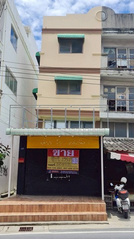 อาคารพาณิชย์ 3ชั้น ประชาอุทิศ76 ติดถนนใหญ่ตรงข้ามโรงเรียนบูรณะศึก