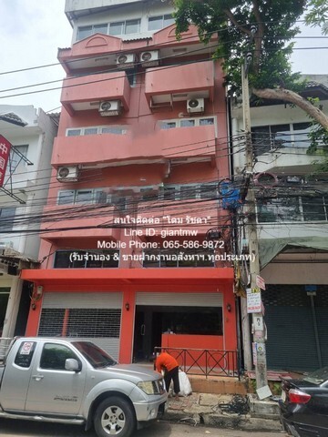 ขายอาคารพาณิชย์ 5 ชั้น 2 คูหาติดกัน ซ.รามคำแหง 24 34 ตร.ว., 12 ล